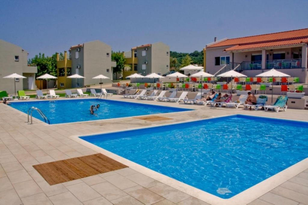 Fournia Village Kastro-Kyllini Екстериор снимка